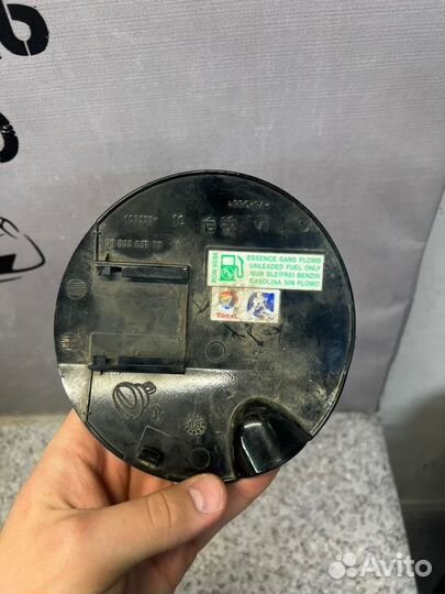 Лючок топливного бака Peugeot 308