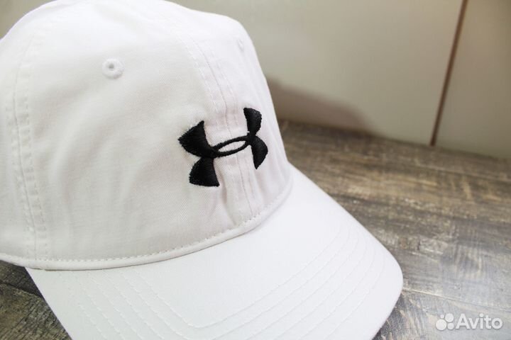 Кепка Бейсболка Under Armour Белая