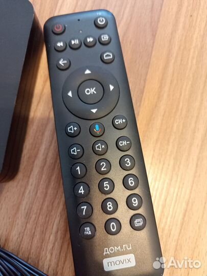 Тв приставка Movix Pro Voice