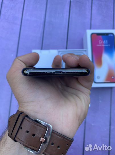 iPhone X, 256 ГБ