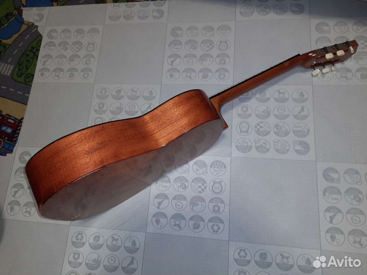 Гитара Cremona классическая 6-струнная