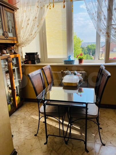 3-к. квартира, 106 м², 4/5 эт.