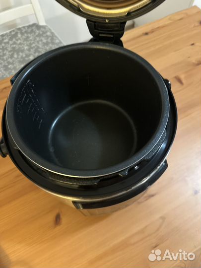 Мультиварка-скороварка Redmond RMC-PM400