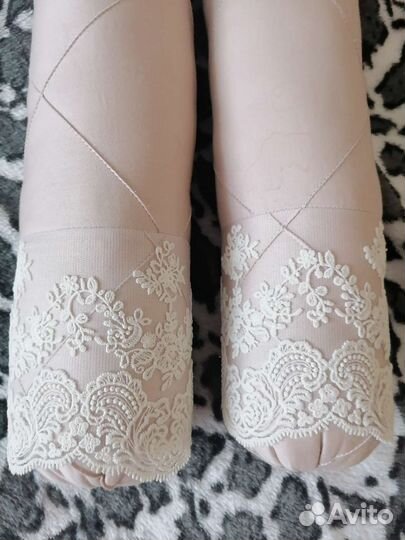 Подушки валики длинна 57 см, ширина10 см