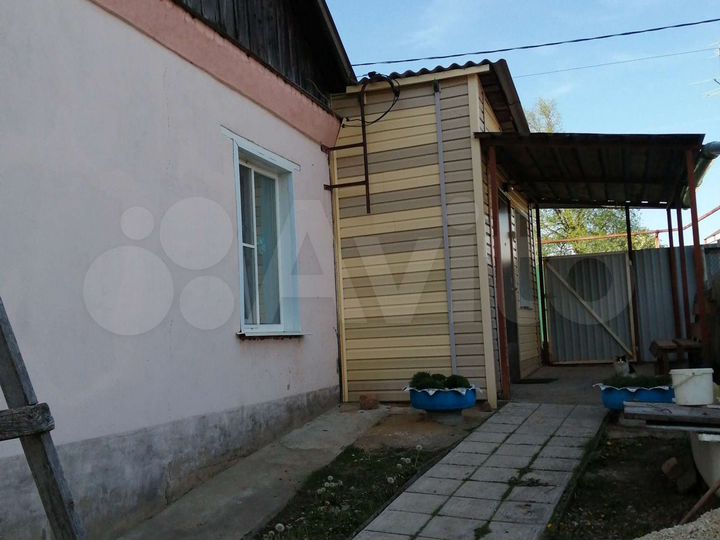 Дом 65 м² на участке 2 сот.