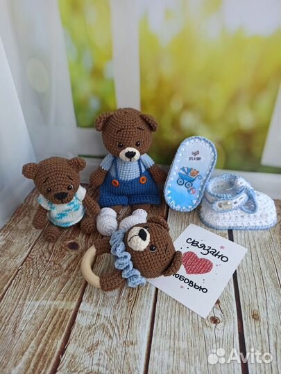 Вязаные наборы для новорожденных