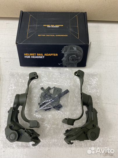 Комплект чехол,крепление и наушники