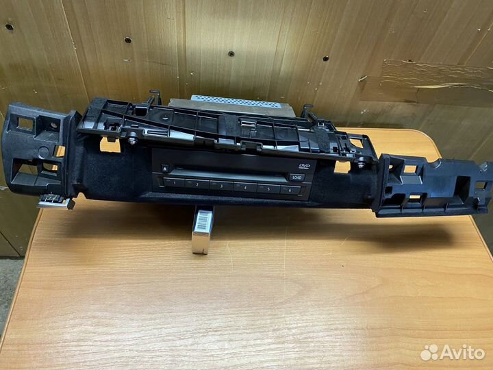 CD чейнджер, cd проигрыватель на BMW бмв