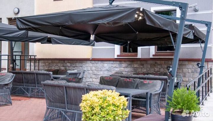 Уличный зонт для кафе