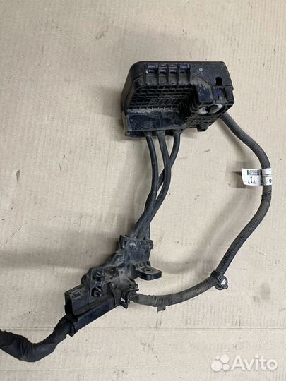 Клемма плюс с проводкой Киа Серато 3