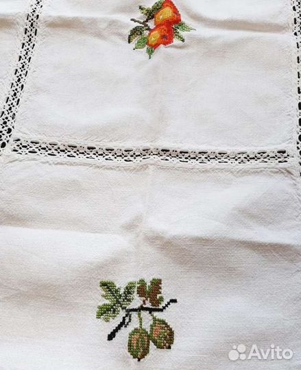 Скатерть винтаж. Ручная вышивка