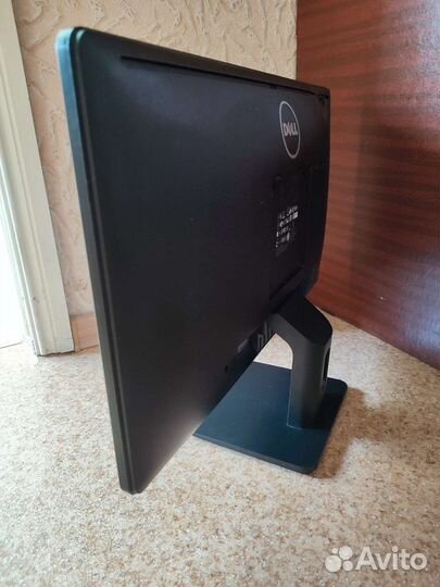 Монитор Dell 22 дюйма