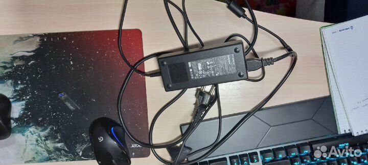 Блок питания для ноутбука