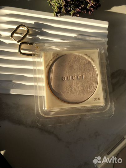 Gucci пудра 0,05 новая оригинал