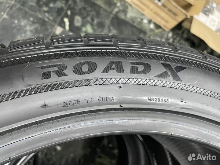 RoadX RXQuest SU01 275/40 R21 107Y