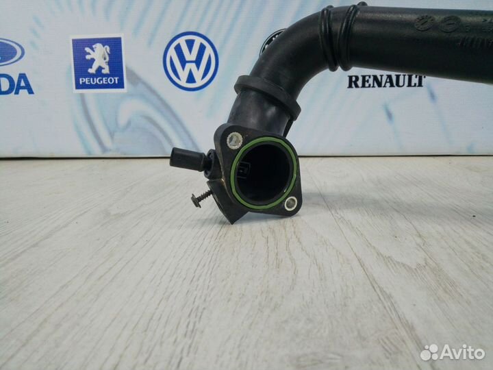 Патрубок интеркулера Renault duster 2
