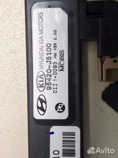 Антенна Nissan Pathfinder, 2013