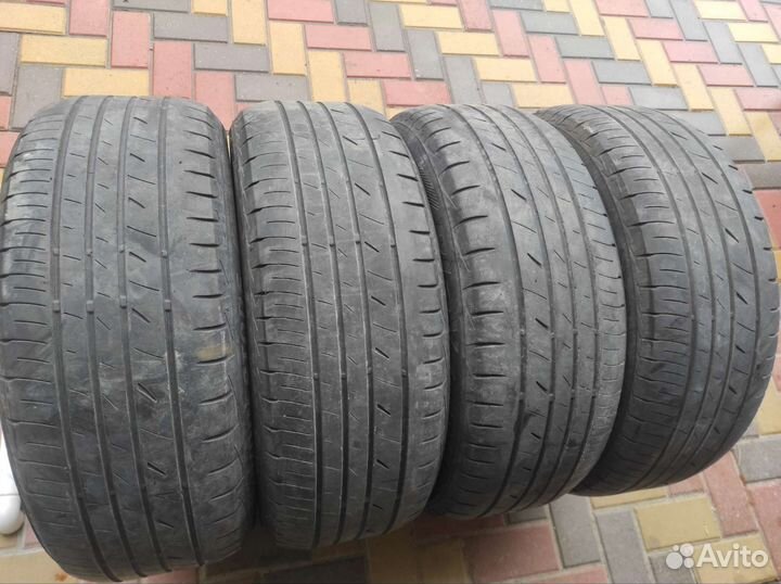 Bridgestone Playz PX 225/55 R17
