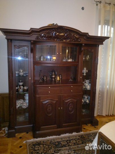 Лестницы двери мебель на заказ из массива дерева