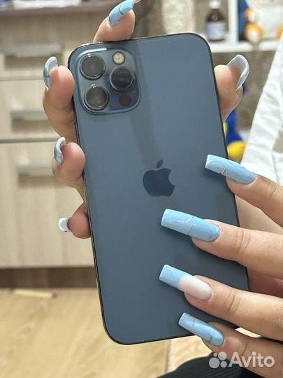 iPhone 12 Pro, 256 ГБ
