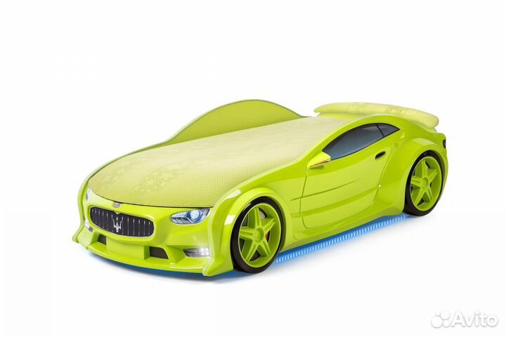 Детская кровать машина