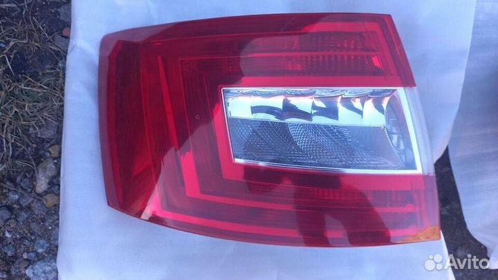 Фонарь задний (пара) Skoda Octavia A7