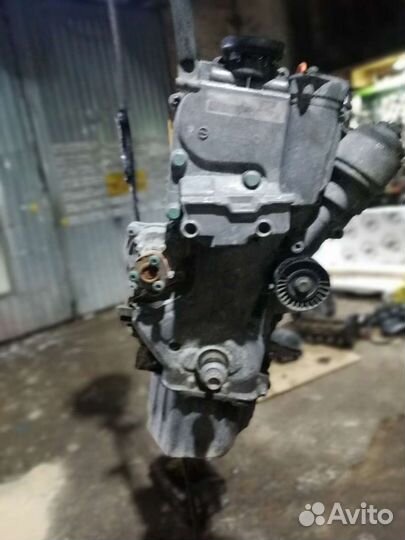 Двигатель Volkswagen Golf 5, 1.4, BLN