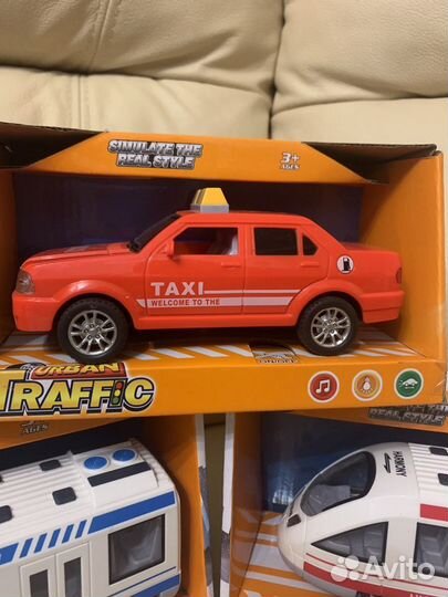 Игрушка скоростной поезд и машинка