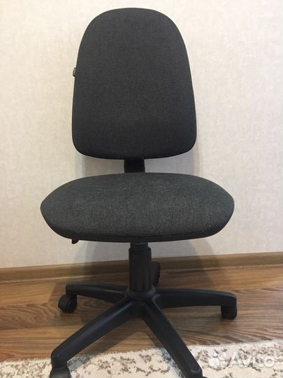 Компьютерное кресло