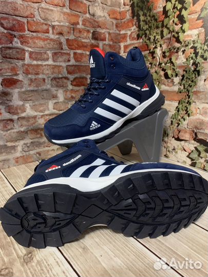 Adidas Зимние с мехом подростковые кроссовки