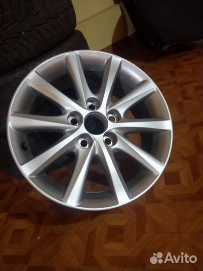 Диск от Камри