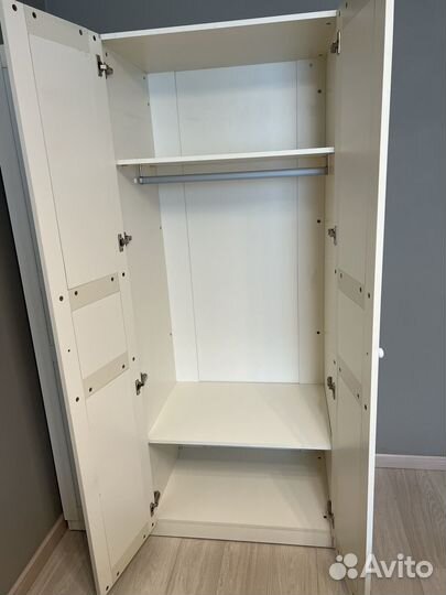 Мебель для детской шкаф зеркало туалетный столик