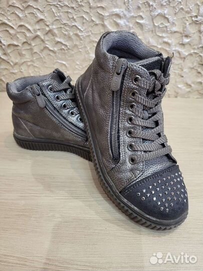 Ботинки детские