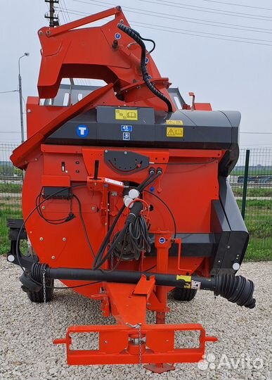 Разбрасыватель соломы Kuhn Primor 3570M, 2022