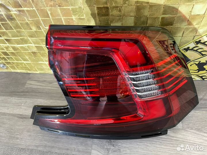 Фонарь задний правый Volvo S90 II 20-24 новый