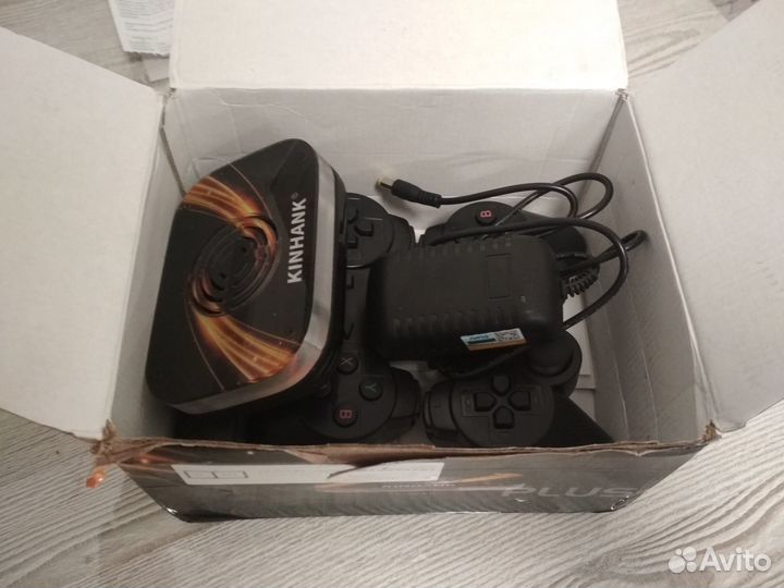 Игровая и тв приставка в одном устройстве KinHank