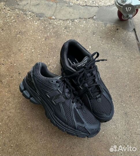 Кроссовки New Balance 1906r x comme des garcons