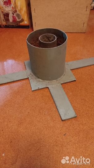 Подставка под елку