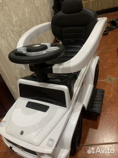 Машинка каталка mercedes