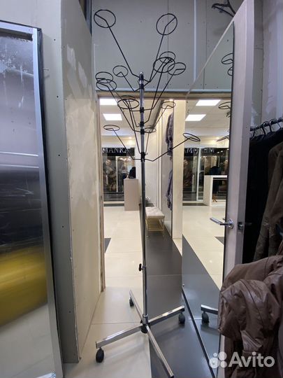 Стойка для шапок