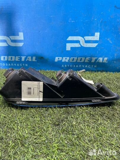 Фара противотуманная передняя правая Volkswagen