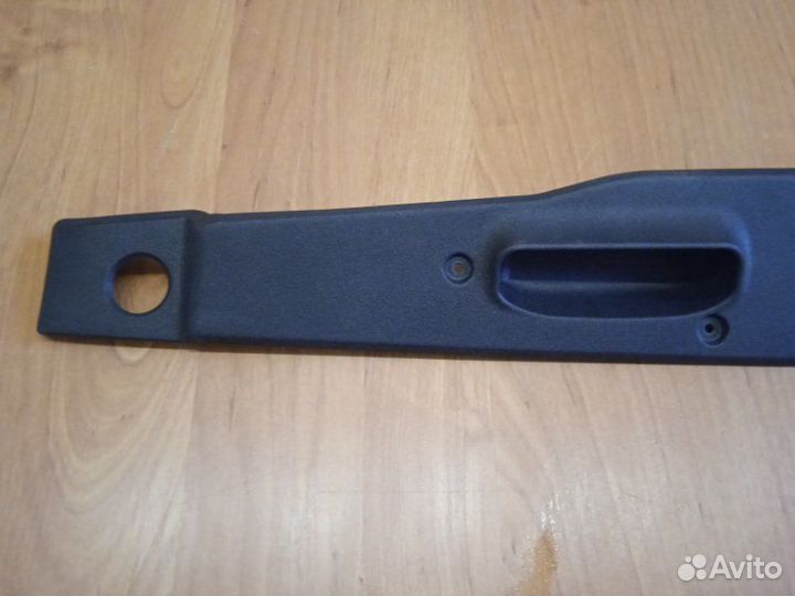 Накладка крышки багажника Mercedes S-Class W220