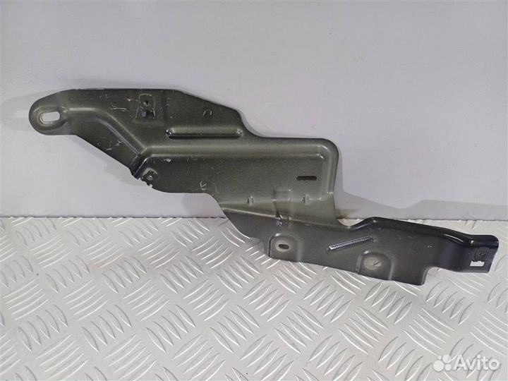 Кронштейн Volkswagen Scirocco 1K8867192A