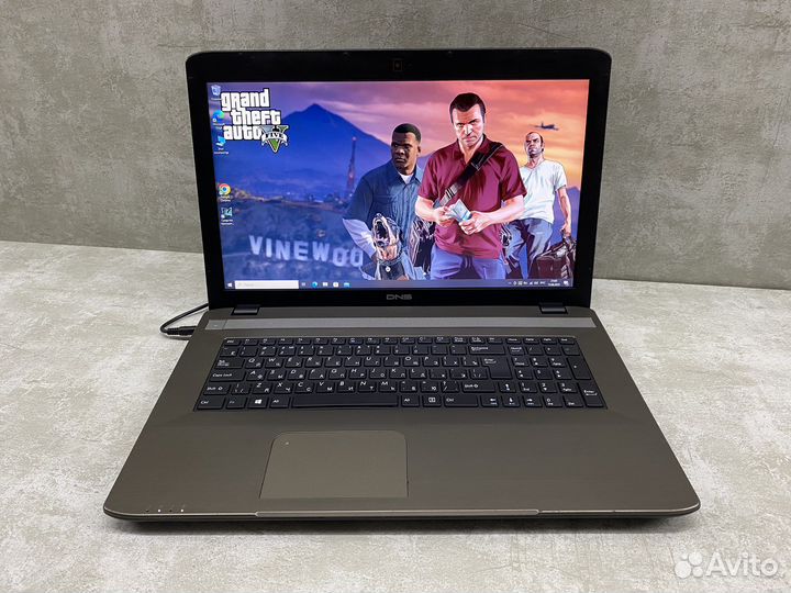 Ноутбук 17,3 i5 GeForce GT740 ssd