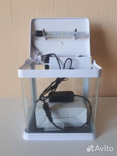 Аквариумы новые заводские с подсветкой