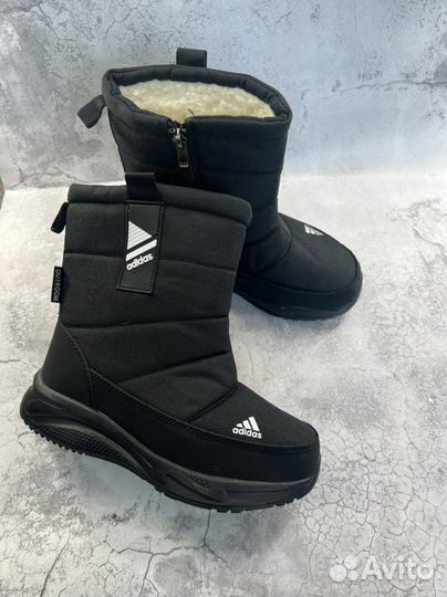 Дутики Adidas зима