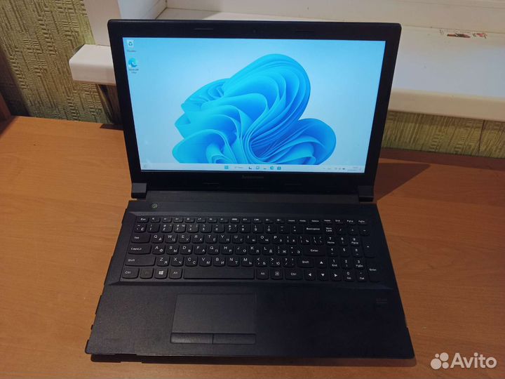 Ноутбук Lenovo