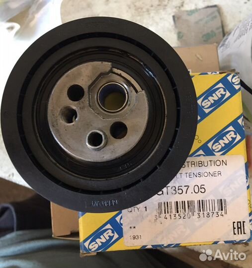 Натяжной ролик ремня грм ауди 80