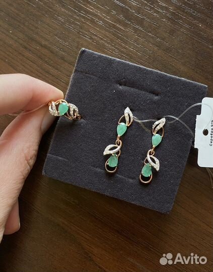 Комплект серьги кольцо серебро с изумрудами