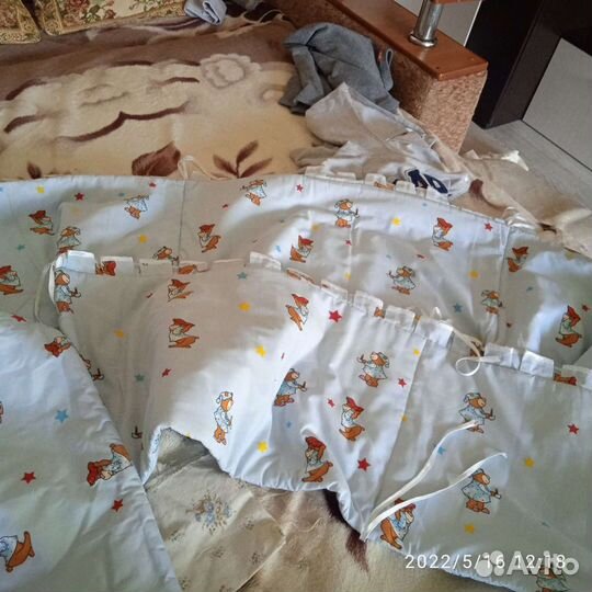 Бортики в детскую кроватку